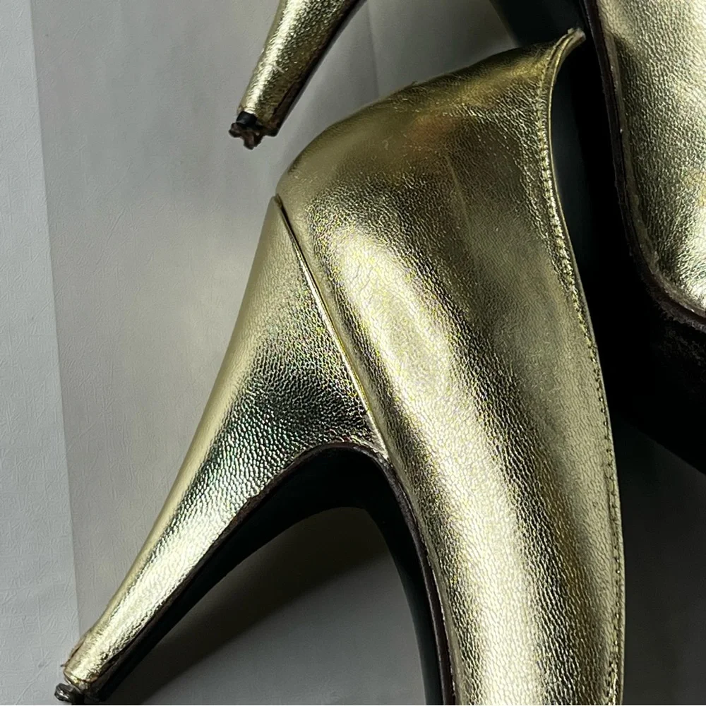Vintage Stuart Weitzman For Martinique Leather Gold Pumps Bejeweled Size 7